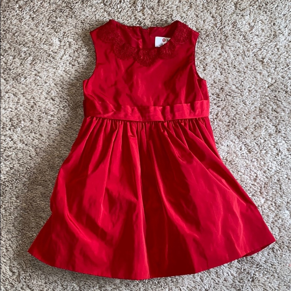 Gorgeous red dress!